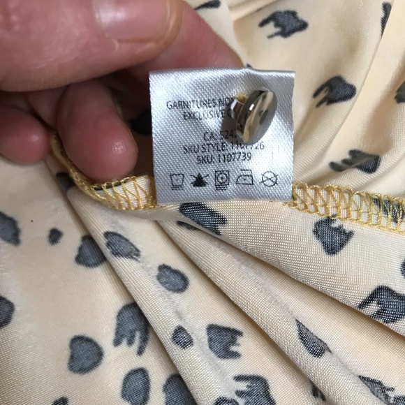 Lily Morgan Yellow Sleeveless top • Black Spot Print • V-Neck - Picture 10 of 15